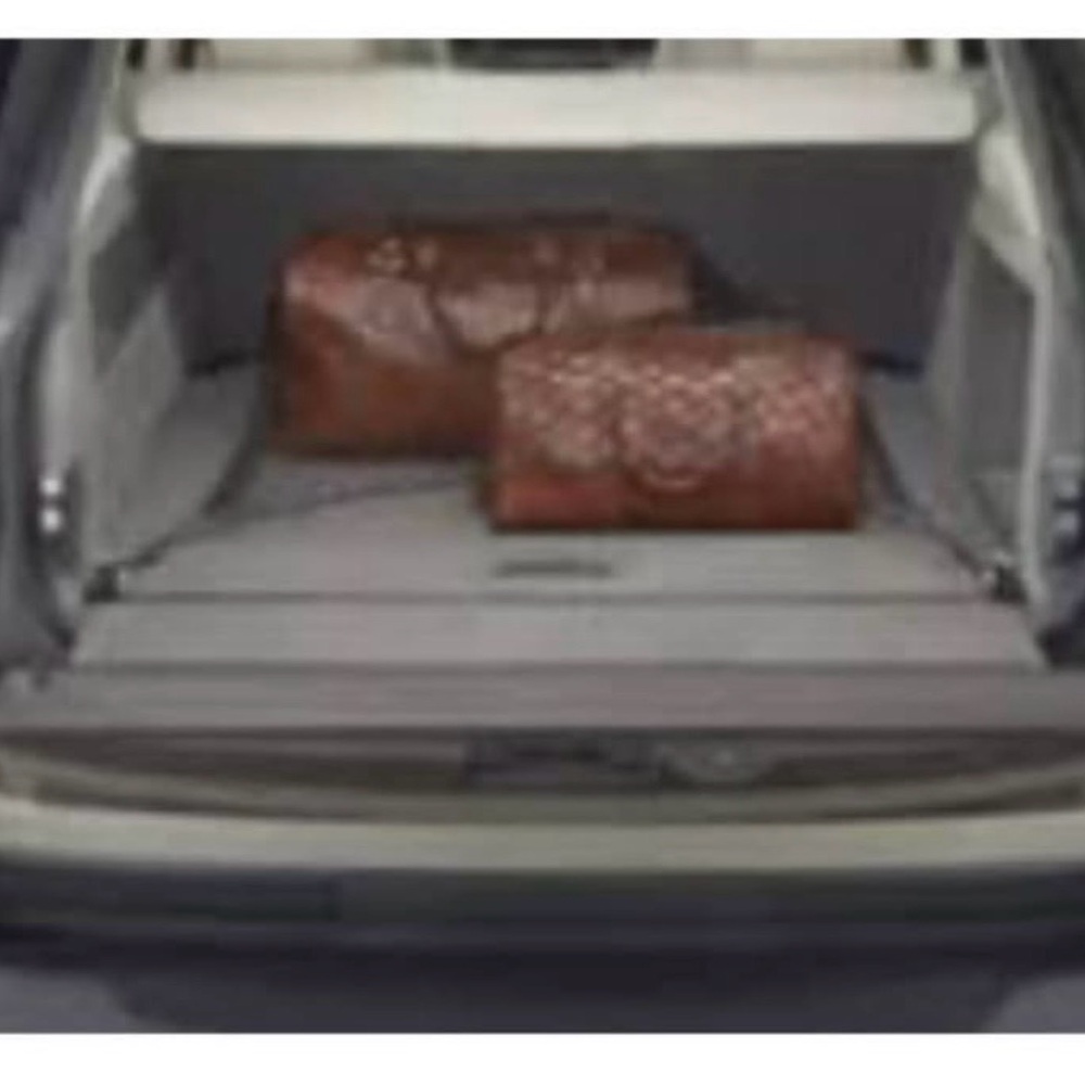 Land Rover Accessory Kit - Cargo Net - Picture 2 of 4